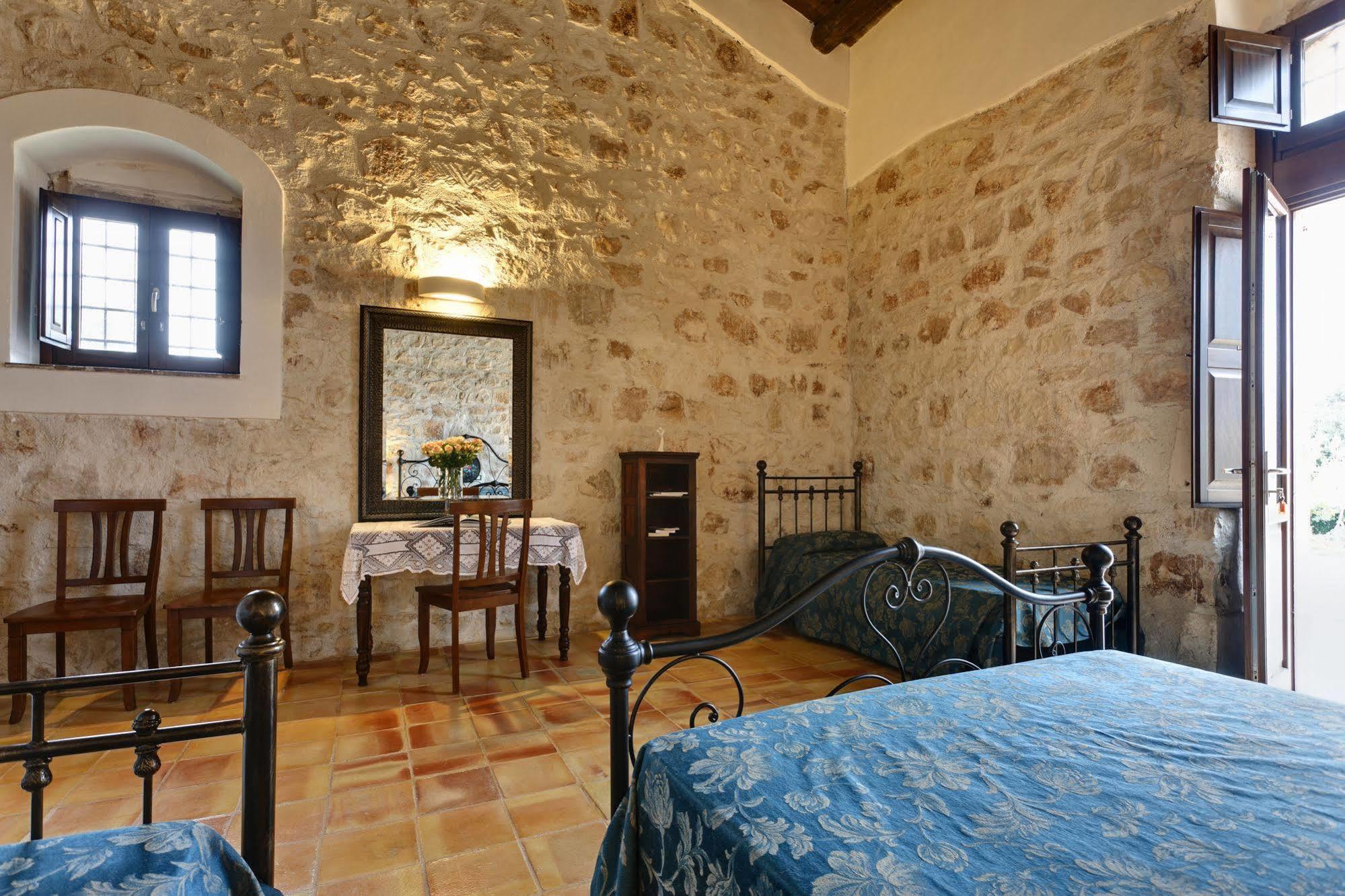 Agriturismo Gaia Noto Ngoại thất bức ảnh